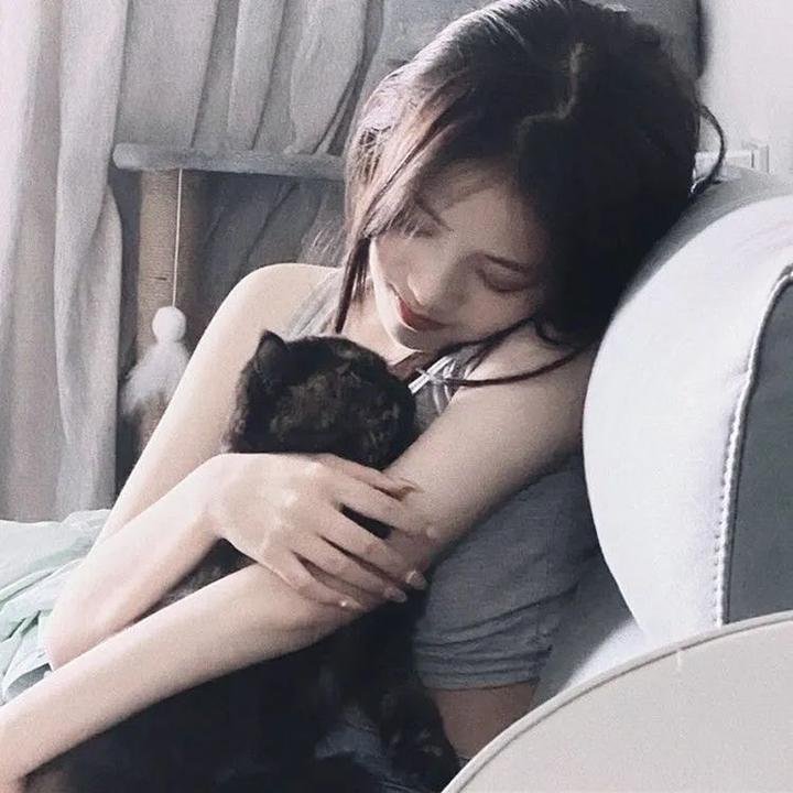 富贵俏女佣